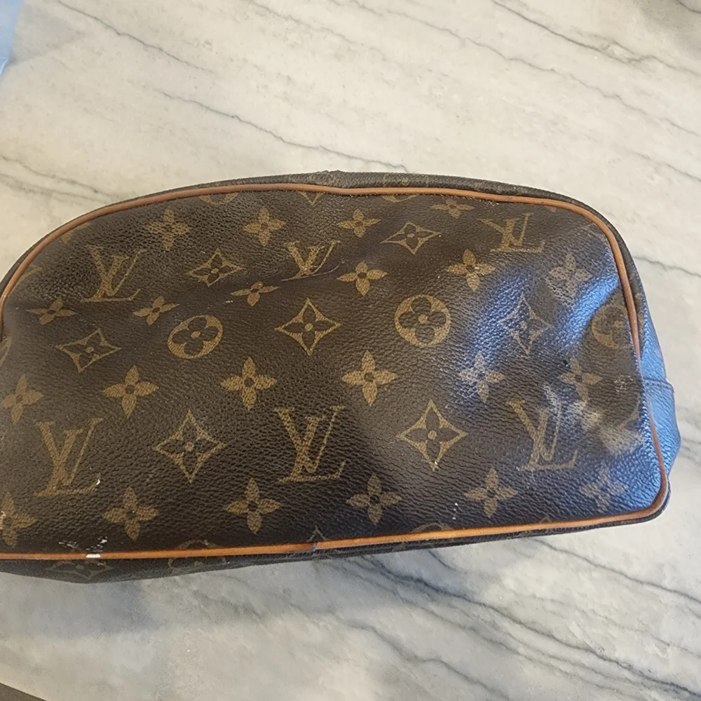 Louis vuitton toiletry bag 25 - Picture 2 of 13